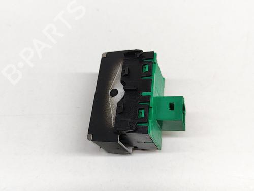 Switch PEUGEOT 3008 II SUV (MC_, MR_, MJ_, M4_) 1.5 BlueHDi 130 | BP21487126I30 