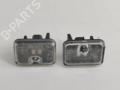 Używane Lampa oświetlenia tablicy rejestracyjnej MAZDA CX-30 (DM) e-SKYACTIV-X M Hybrid (186 hp) 28557723