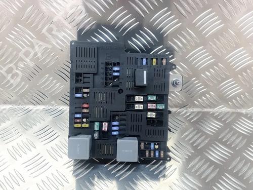 Used Fuse box VOLVO XC90 II (256) D5 AWD (235 hp) 7798085