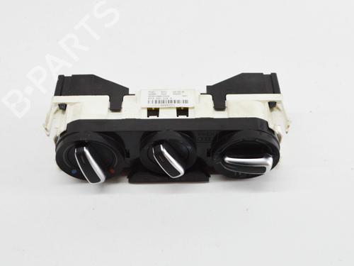 Used Electronic module AUDI A1 Sportback (8XA, 8XF) 1.4 TFSI (125 hp) 15551379