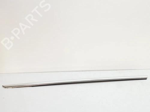 Dørliste Dørliste MERCEDES-BENZ C-CLASS Convertible (A205) C 200 (205.442) (184 hp) 14644435 14644435