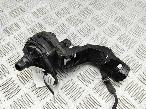 Used Auxiliary water pump Auxiliary water pump BMW 8 Gran Coupe (G16, F93) 840 i (333 hp) 33825517 33825517