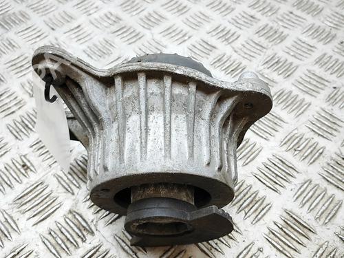Used Engine mount Engine mount 36671848 36671848