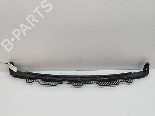 Used Rear bumper bracket VW GOLF VII (5G1, BQ1, BE1, BE2) e-Golf (115 hp) 18313573