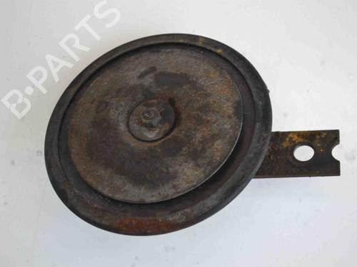 Used Horn HYUNDAI SANTA FÉ II (CM) 2.2 CRDi 4x4 (155 hp) 30228957