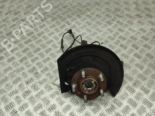 Used Right front steering knuckle NISSAN JUKE (F15) 1.6 (117 hp) 26524044