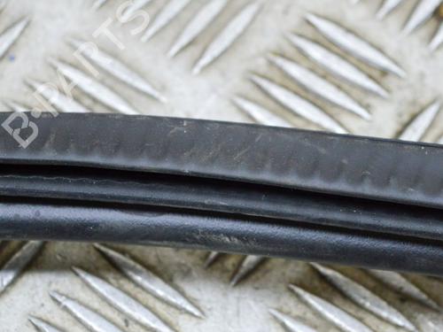 Rubber door seal PORSCHE CAYENNE (92A) 3.0 S E-Hybrid | BP14646122C142 