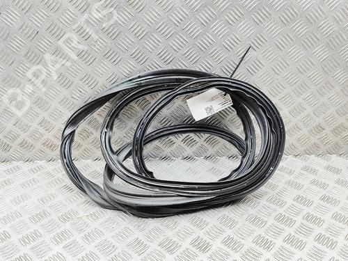 Used Rubber door seal Rubber door seal MAZDA CX-80 (KL_) e-SKYACTIVE-D MHEV AWD (KL0H, KL3R3P) (254 hp) 32525697 32525697