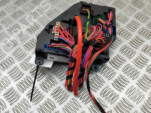Used Fuse box BMW 5 Touring (F11) M 550 d xDrive (381 hp) 30004901