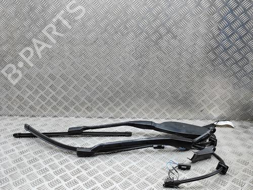 Used Front windshield wiper arm Front windshield wiper arm 37469190 37469190