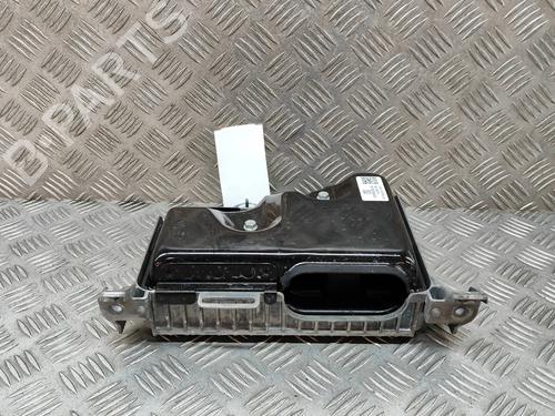 Used Electronic module TESLA MODEL 3 (5YJ3) EV AWD (441 hp) 27768602