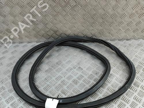 rubber-door-seal-bmw-8-gran-coupe-g16-f93-2019-28563210 main image