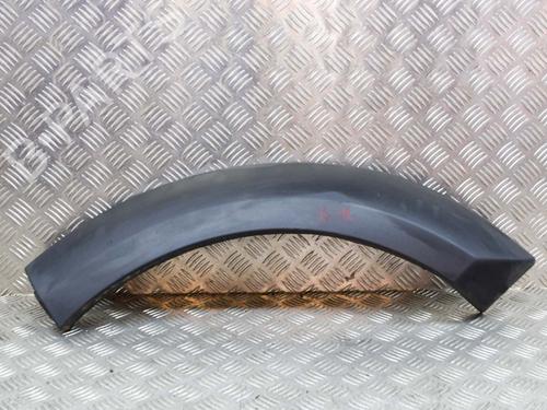 Used Rear left wheel arch trim LAND ROVER DISCOVERY III (L319) 2.7 TD 4x4 (190 hp) 14630794