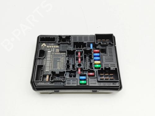Used Fuse box Fuse box 37238554 37238554