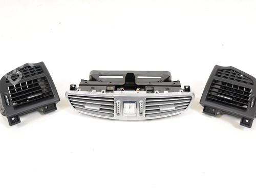 Difusor / Saída de ar MERCEDES-BENZ S-CLASS Coupe (C216) CL 500 (216.371) (388 hp) 30256609