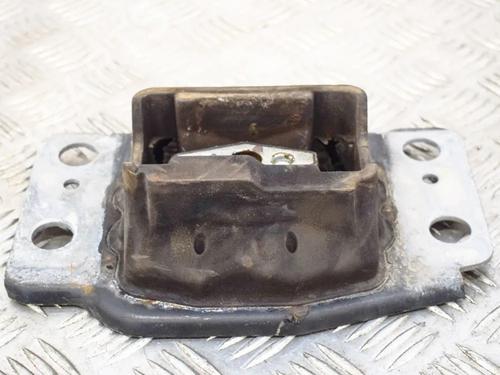 Used Engine mount Engine mount FORD S-MAX (WA6) 1.6 TDCi (115 hp) 6745466 6745466