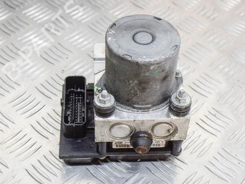 Used ABS pump RENAULT CLIO III (BR0/1, CR0/1) 1.2 16V (BR02, BR0J, BR11, CR02, CR0J, CR11) (75 hp) 6769586