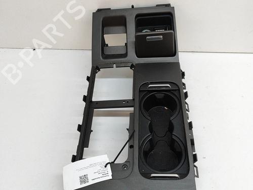 Console centrale Console centrale LAND ROVER RANGE ROVER III (L322) 4.4 D 4x4 (313 hp) 18604752 18604752