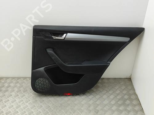 Used Rear right panel Rear right panel SKODA SUPERB III Estate (3V5) 2.0 TDI (150 hp) 33798372 33798372