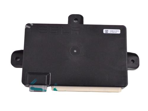 Used Electronic module Electronic module TESLA MODEL X (5YJX) P100D AWD (772 hp) 30894299 30894299