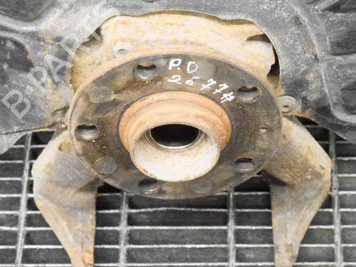 Right front steering knuckle SKODA OCTAVIA II Combi (1Z5) 1.6 TDI | BP14612805M26 