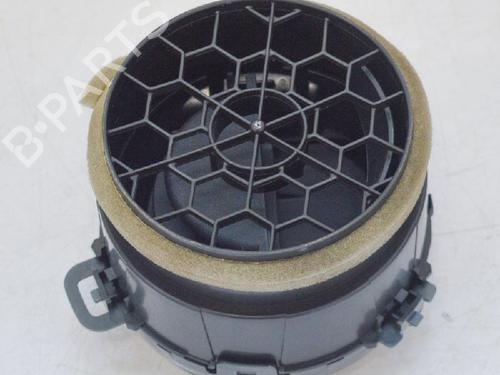 Air vent TOYOTA YARIS (_P13_) 1.5 Hybrid (NHP130_, NHP130) | BP14667757I21 