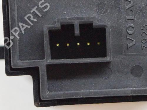 Switch VOLVO XC40 (536) B4 Mild-Hybrid | BP27759659I30 