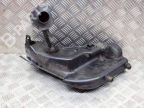 Used Windscreen washer tank Windscreen washer tank PORSCHE BOXSTER (986) 2.7 (228 hp) 8894653 8894653