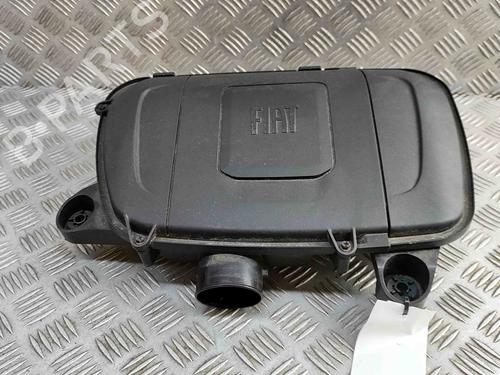 Used Air filter box FIAT 500 (312_) 1.0 Mild Hybrid (312.AYD1B) (69 hp) 29373358