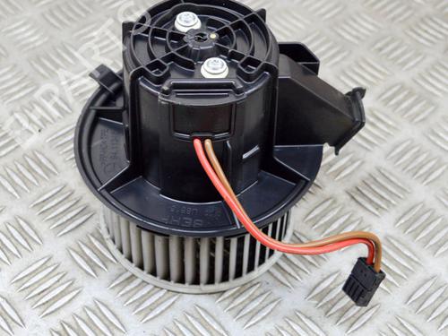 Used Heater blower motor MERCEDES-BENZ E-CLASS (W212) E 220 CDI / BlueTEC (212.001, 212.002) (170 hp) 11252579