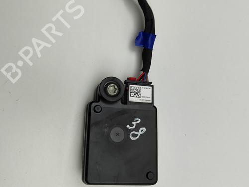 Elektronische module TESLA MODEL Y (5YJY) EV Performance All-wheel Drive (462 hp) 28559671