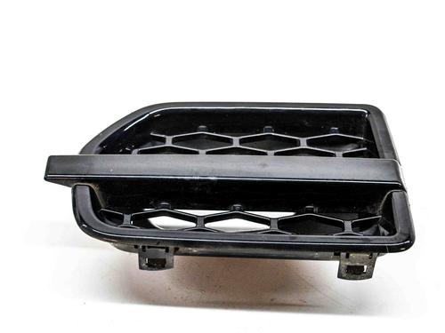 Used Grille LAND ROVER DISCOVERY IV (L319) 3.0 4x4 (340 hp) 14632326