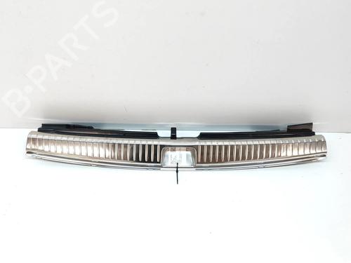 Used Tailgate trim MERCEDES-BENZ C-CLASS T-Model (S205) C 300 e (205.253) (320 hp) 27767728