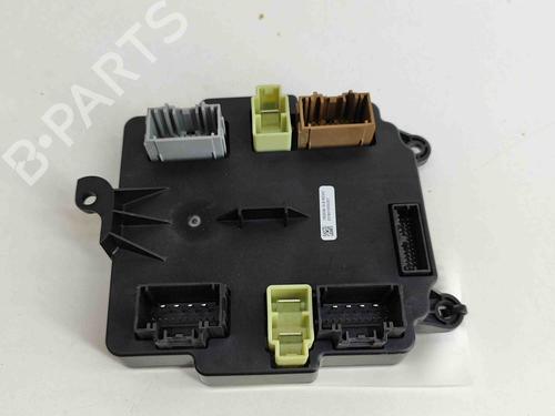 Used Electronic module TESLA MODEL X (5YJX) 90D AWD (525 hp) 20675717