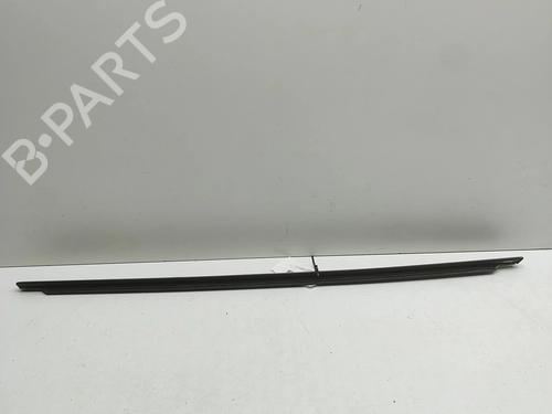 Used Door moulding trim Door moulding trim PORSCHE PANAMERA (971) 2.9 4 E-Hybrid (97ABE1, 97BBE1, 97ABX1) (462 hp) 33624783 33624783
