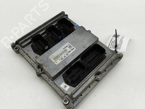 Used Engine control unit (ECU) Engine control unit (ECU) VW AMAROK (2HA, 2HB, S1B, S6B, S7A, S7B, AGD) 3.0 TDI 4motion (224 hp) 27644857 27644857