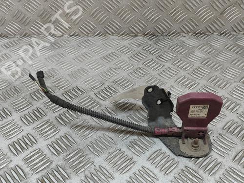 Used Antenna/Base AUDI A4 B9 Avant (8W5, 8WD) 2.0 TDI (190 hp) 26135295