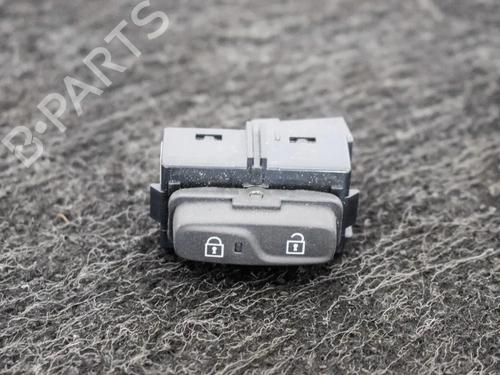 Used Switch Switch VOLVO V40 Hatchback (525) D2 (114 hp) 6719965 6719965