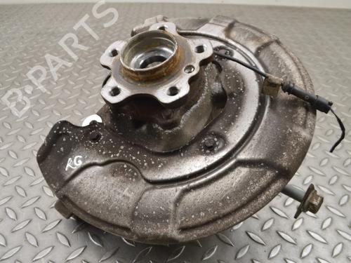 Used Left rear steering knuckle Left rear steering knuckle BMW 5 (G30, F90) 525 d (211 hp) 33351782 33351782