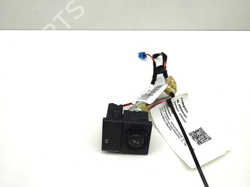 BP37469608M83 main image