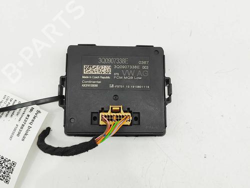 electronic-module-vw-golf-vii-5g1-bq1-be1-be2-2012-2013-2014-2015-2016-2017-2018-2019-2020-2021-33387291 main image