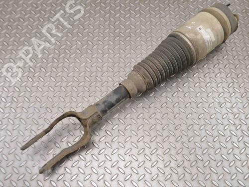 Used Left front shock absorber JEEP GRAND CHEROKEE IV (WK, WK2) 3.0 CRD V6 4x4 (241 hp) 30282583