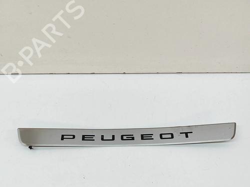 Used Step Step 28565199 28565199