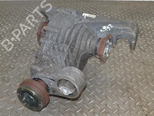 Used Rear differential Rear differential LAND ROVER RANGE ROVER IV (L405) 4.4 SDV8 4x4 (340 hp) 33346625 33346625