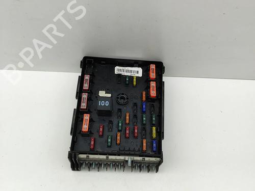 fuse-box-vw-passat-b7-variant-365-2010-2011-2012-2013-2014-2015-27351561 main image