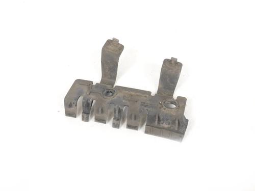rear-bumper-bracket-land-rover-discovery-iv-l319-2009-2010-2011-2012-2013-2014-2015-2016-2017-2018-33339399 main image