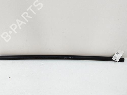 Used Door moulding trim TESLA MODEL 3 (5YJ3) EV AWD (441 hp) 28589988