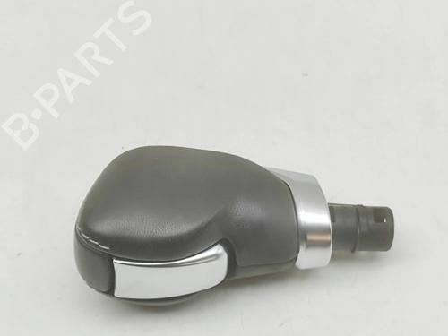 Used Shift knob Shift knob RENAULT ARKANA I (LCM_, LDN_) 1.6 E-TECH 145 (LDMU) (143 hp) 35727058 35727058