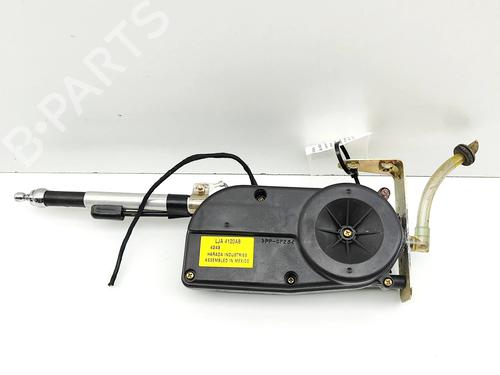 Antenne/Base Antenne/Base JAGUAR XK 8 Coupe (X100) 4.2 (298 hp) 36326959 36326959