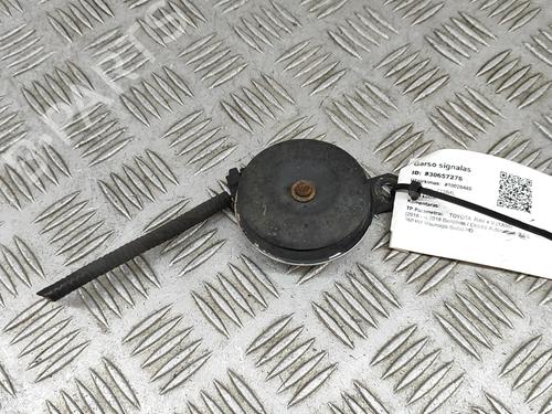 horn-toyota-rav-4-v-_a5_-_h5_-2018-28433233 main image